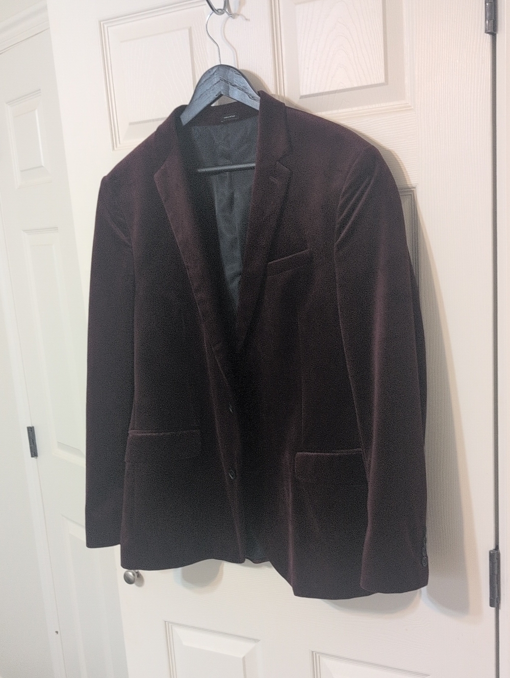 jf j.ferrar Men's Velvet Sport Coat - Burgundy